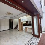 dijual Rumah 2 Lantai Furnished di Jalan Jayagiri Renon (2)