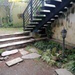 dijual Tanah Bonus Bangunan Garase dan 1 Kamar Tidur di Jalan Gunung Catur (2)