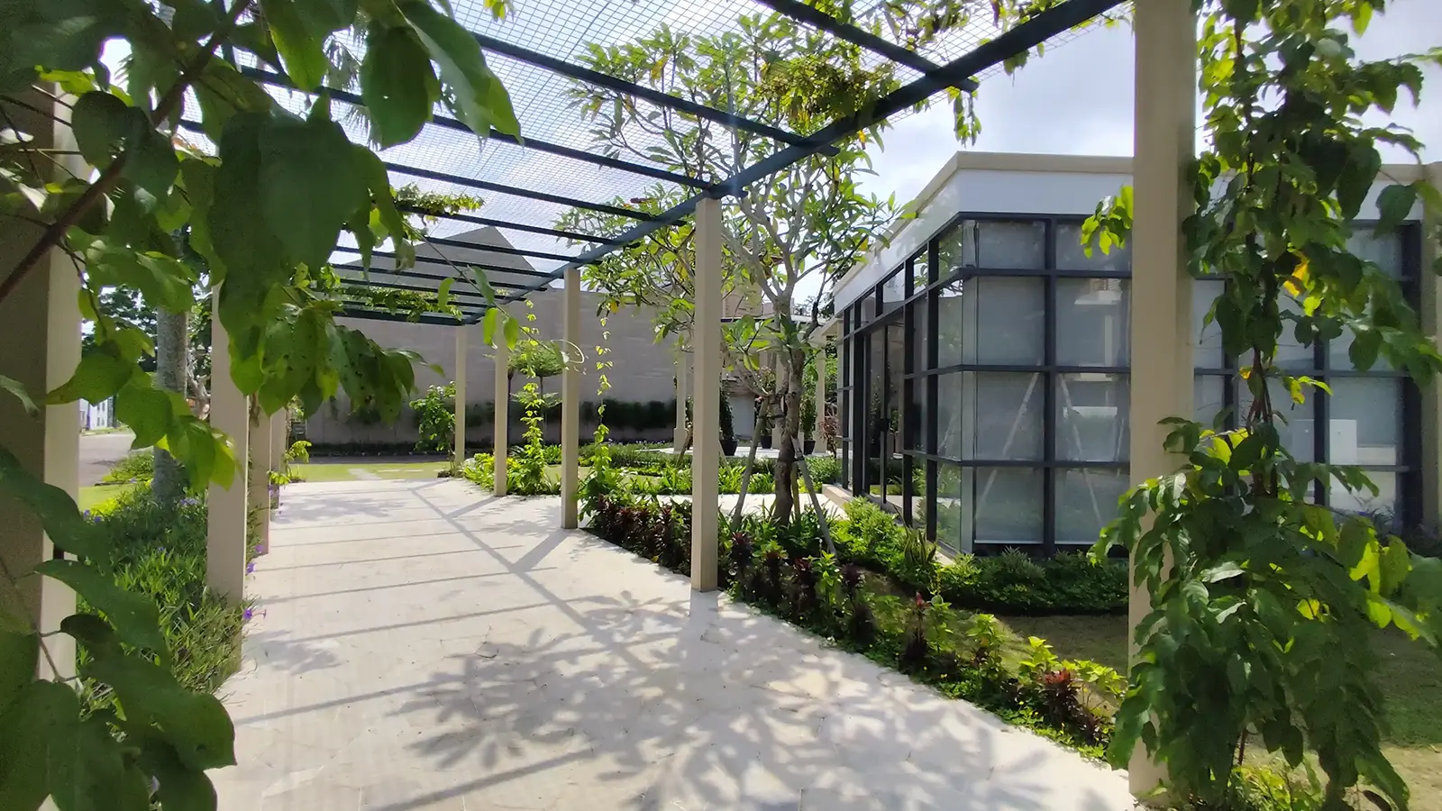 Meeting Room 1600 x 900 pixel